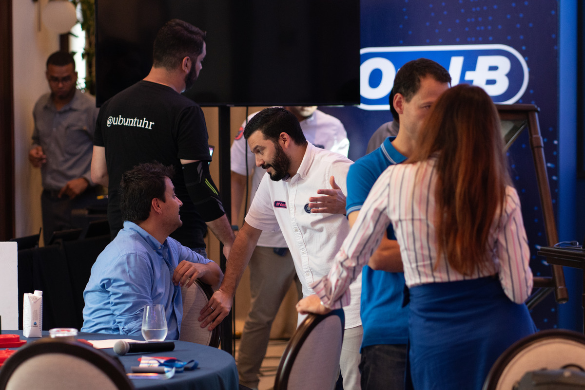 Experiential Training and Immersive Workshops
